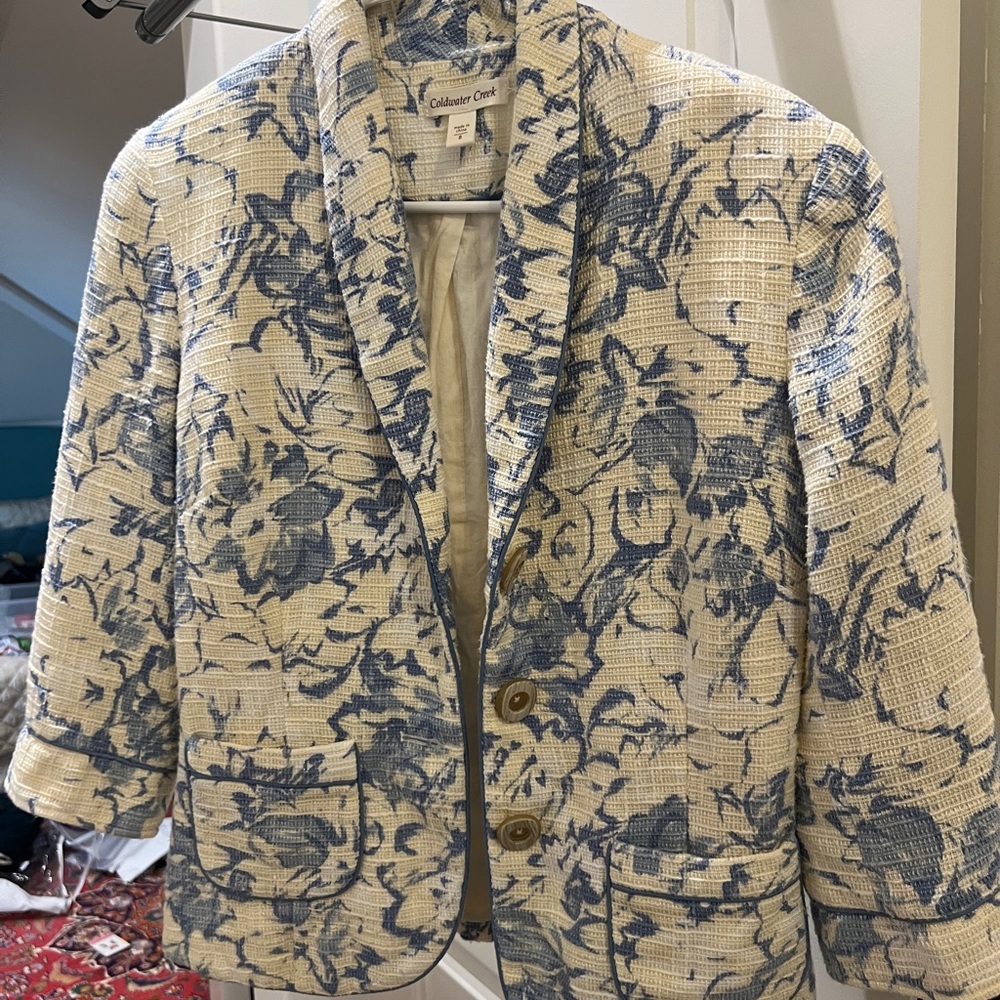 Coldwater creek ladies blue and white Blazer